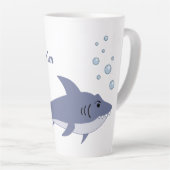 Caricature Nager le requin avec le nom Latte Mug (Angle droit)