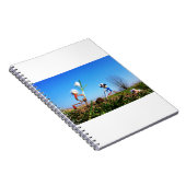 Carnet 2 Fubby qui plantent une sphère de crocus. (Côté Droit)