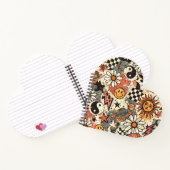 Carnet A fun retro 90s pattern featuring cheerful happy f (Intérieur)