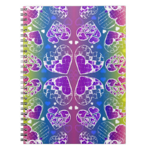 Carnet Amusant Violet, bleu, jaune motif de Coeurs Whimsi