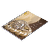 Carnet Anneau de diamant ovale et Mariage de rose blanche (Côté gauche)