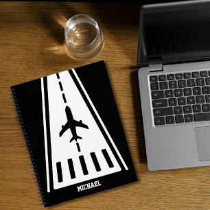 Carnet Anniversaire Avion Atterrissage Piste Noir et Blan