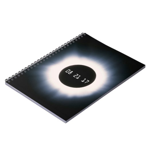 Carnet Août 2017 Total Solar Eclipse in Black and White (Côté gauche)