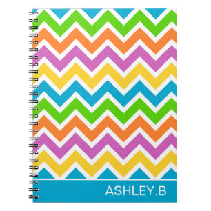 Carnet Arc-en-ciel coloré clair Chevron personnalisé