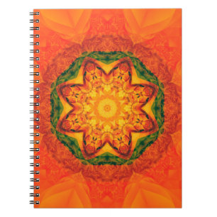Carnet arrière - plan orange kaléidoscope Abstrait. Belle
