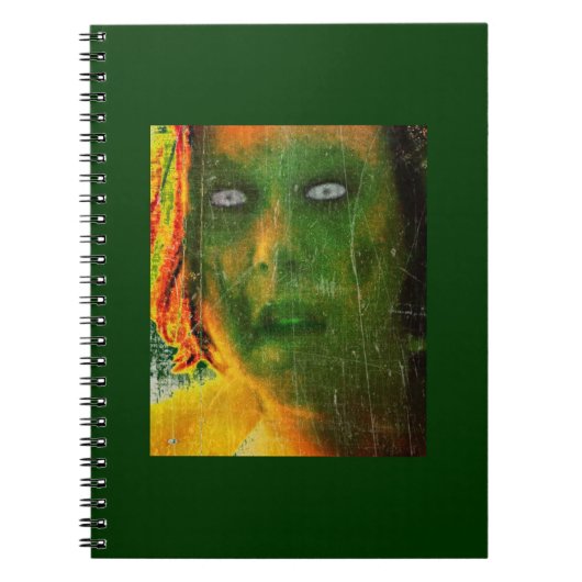 Carnet Autoportrait de zombie vert (Devant)