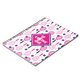 Carnet Avec nom & initiale, raquettes de tennis rose & vi (Côté gauche)