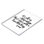 Carnet aventure avec vue à couper le souffle noir blanc (Côté gauche)