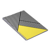 Carnet Bandes noires et blanches avec triangle jaune (Côté Droit)