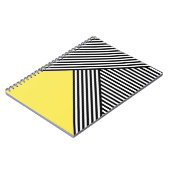 Carnet Bandes noires et blanches avec triangle jaune (Côté gauche)
