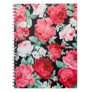 Carnet Beau jardin de roses rouges
