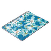 Carnet Beauté d'un motif floral rétro dans une décoration (Côté gauche)