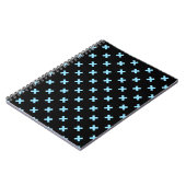 Carnet Bébé croix bleu coutures sur noir (Côté gauche)