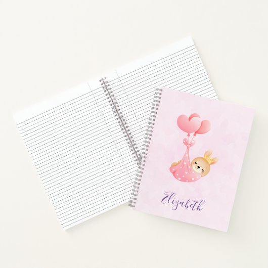 Carnet Bébé mignon dans une couverture de coeur (Intérieur)