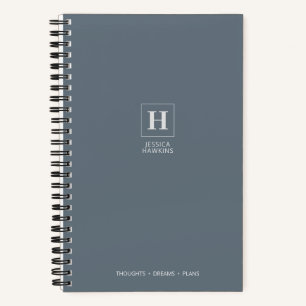 Carnet Bleu Poussiéreux Monogramme Classique