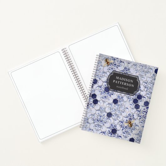 Carnet Blue Silver Bee Damask Girly Chic Nom moderne (Intérieur)