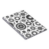 Carnet Boho fleurs Motif floral vectoriel noir et blanc (Côté Droit)