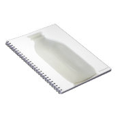 Carnet Bouteille de lait sur arrière - plan blanc (Côté Droit)