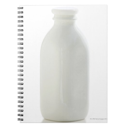 Carnet Bouteille de lait sur arrière - plan blanc (Devant)