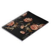 Carnet Broderie bourgeons vintages de motif rose (Côté gauche)