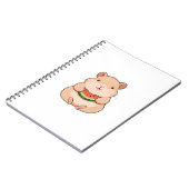 Carnet Capybara Chibi Mignon Mangeant une Tranche de Past (Côté gauche)