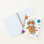 Carnet Chat de dessin animé astronaute flottant dans l'es (Intérieur)