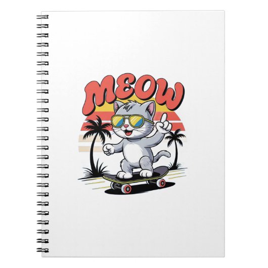 Carnet Chat mignon jouant dans un beau champ (Devant)