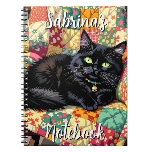 Carnet Chat noir mignon sur chaise à rocher Personnalisé (Devant)