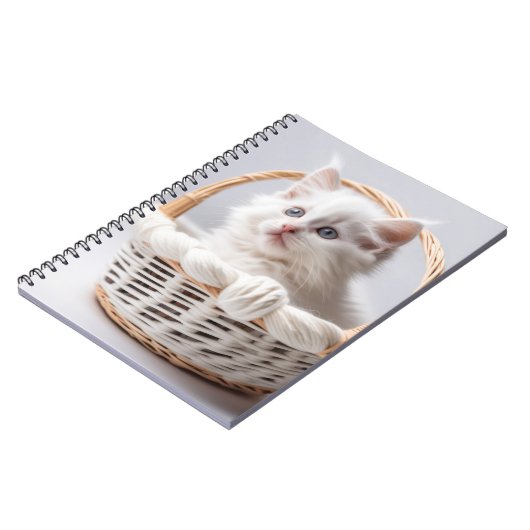 Carnet Chaton blanc dans une panier (Côté gauche)