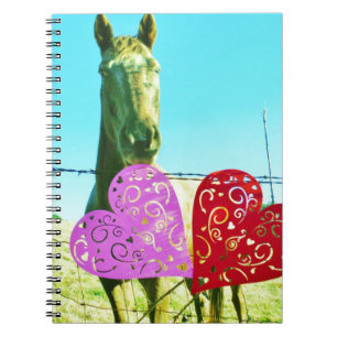 Carnet Cheval blond et Coeurs rose et rouge