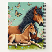 Carnet Cheval et poulain se reposent dans un cadre de pri (Dos)