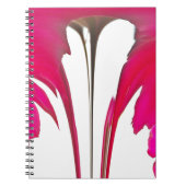 Carnet Chic rouge extraordinaire rose sous le ciel blanc. (Devant)