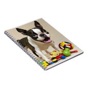 Carnet Chien de Boston Terrier jouant avec des jouets (Côté Droit)