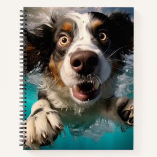 Carnet Chien Excité Nageant Sous L'eau Design