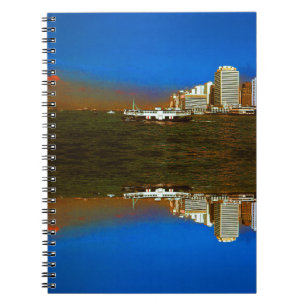 Carnet Chine vintage Hong Kong gratte-ciel mer
