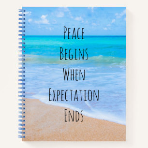 Carnet Citation inspirante avec scène de plage tropicale