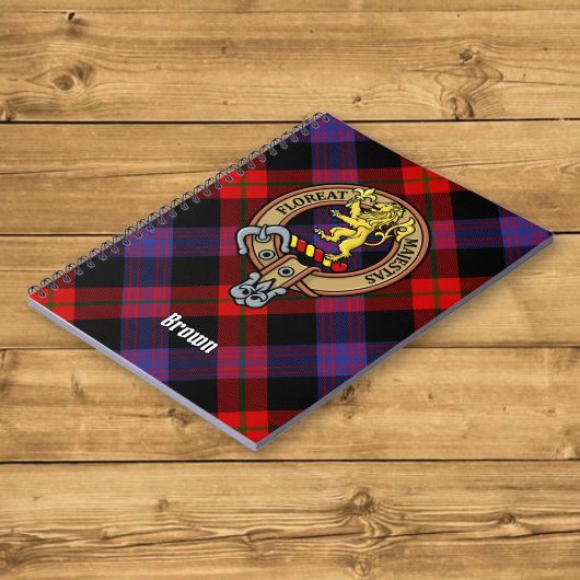 Carnet Clan Brown Crest sur Tartan