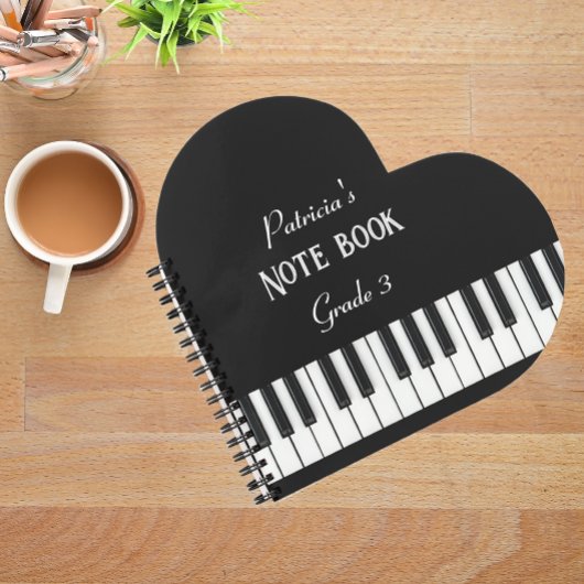 Carnet Clavier de piano et texte personnalisable noir et 