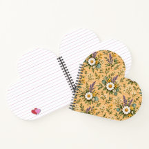 Cœur floral en bois de fleurs sauvages botaniques