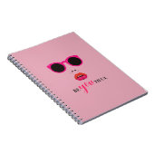 Carnet Conception chic de teinte rose avec grâce (Côté Droit)