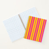 Carnet Conception de motif rayé stylé rose jaune (Intérieur)