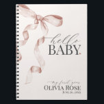 Carnet Coquette Beige Bow Girl Baby Gift Ma première anné<br><div class="desc">Élever votre baby shower avec ce Coquette Beige Bow Party Decor! Ce design intemporel ajoute une touche d'élégance et de charme à tout événement, avec un arc magnifiquement ouvragé orné de délicates teintes dorées et beiges. Cette collection impressionne vos invités et crée des souvenirs durables et est parfaite pour ajouter...</div>