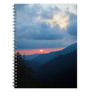 Carnet Coucher de soleil dans les montagnes fumées - Carn
