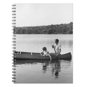 Carnet Couples dans un canoë