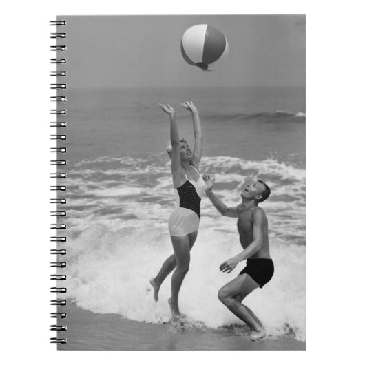 Carnet Couples jouant avec un Beachball (Devant)