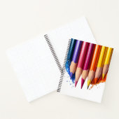 CARNET CRAYONS DE COULEUR ROUGE BLEU VIOLET JAUNE VERT (Intérieur)