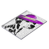 Carnet Dalmatien Avec Casquette Violet Large Brimé (Côté gauche)