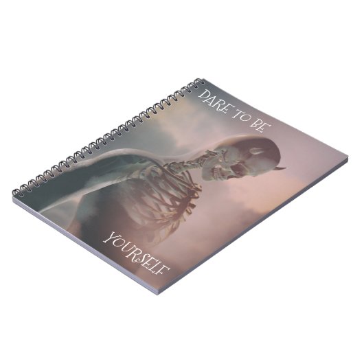 Carnet Dare To Be Yourself. Skeleton with horns (Côté gauche)