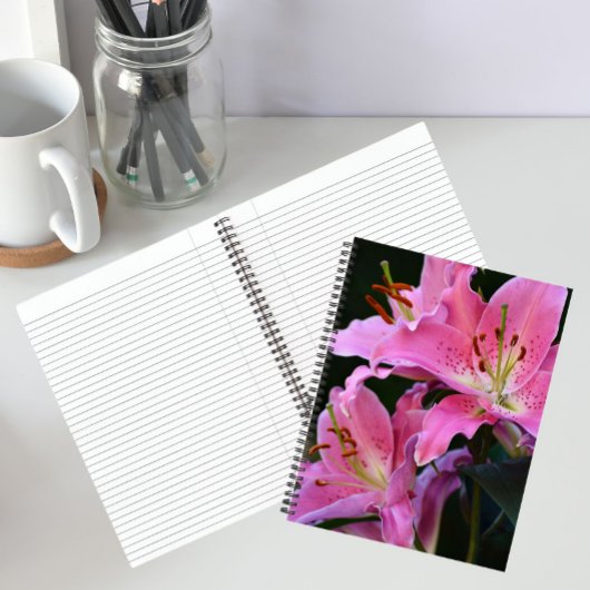 Carnet De belles fleurs de lys rose