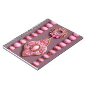 Carnet de bijoux en perles roses de verre (Côté gauche)